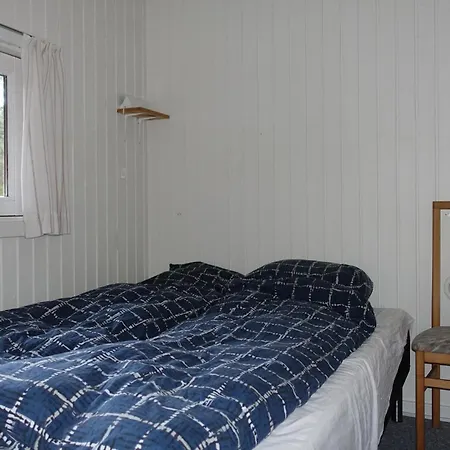 Semesterbostad Amazing In With 3 Bedrooms And Wifi *