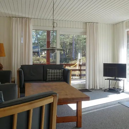 Amazing In With 3 Bedrooms And Wifi Neksø